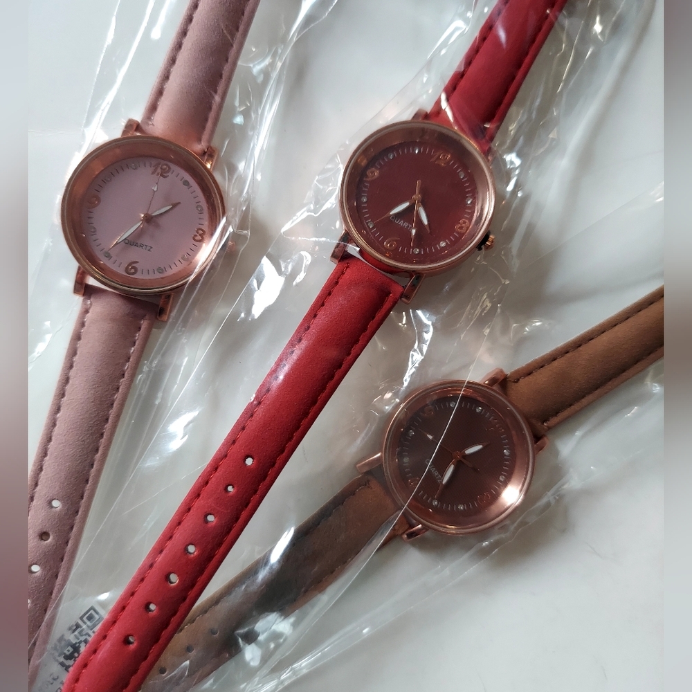 Trio of Ladies Faux Suede Rhinestone Quartz Watches - Picture 9 of 9